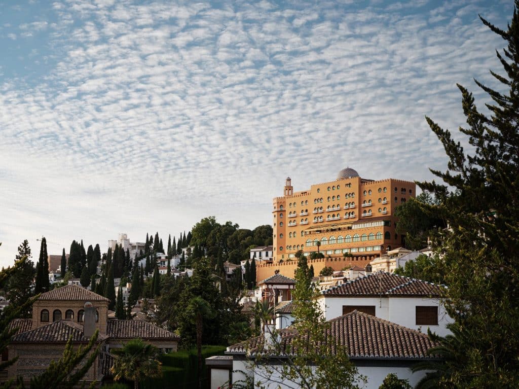 Alhambra Palace Hotel​