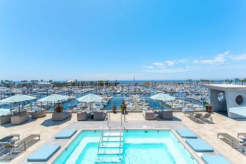 Shade Hotel – A Stylish Luxury Hotel
